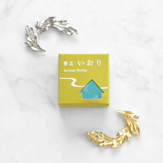 香立いおり／リーフ